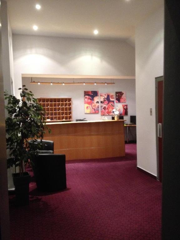 Amadeus Hotel 사르게민즈 외부 사진