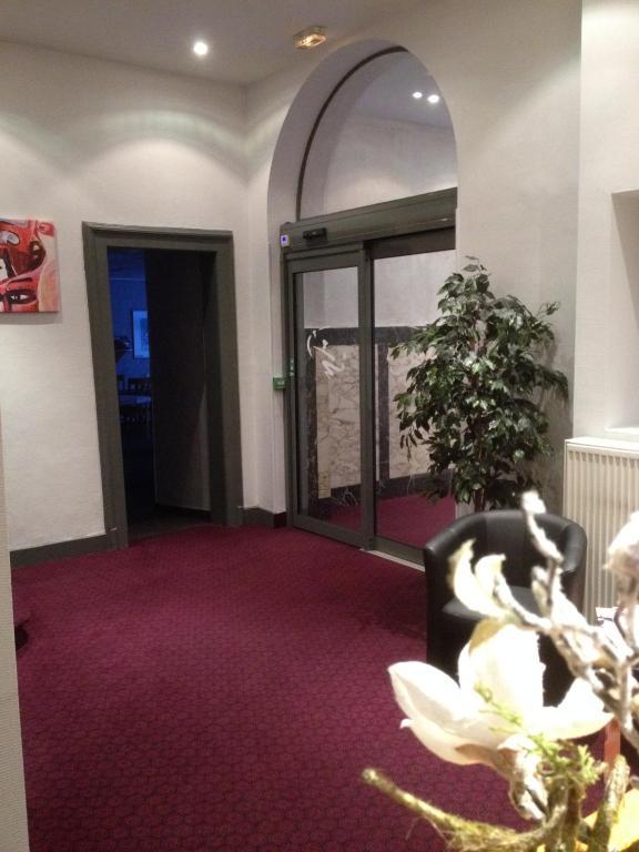 Amadeus Hotel 사르게민즈 외부 사진